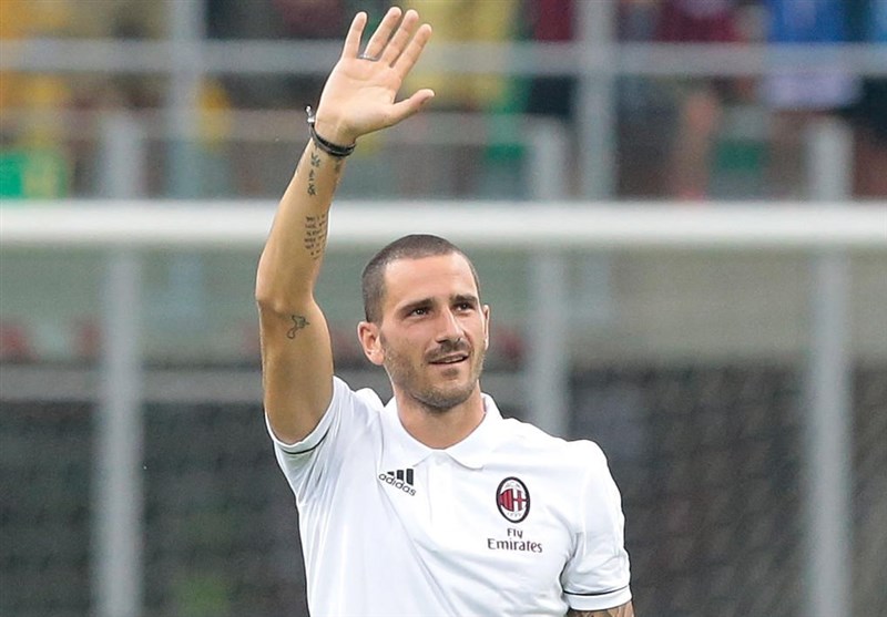 بونوچی خواستار وضع قوانین در رختکن میلان