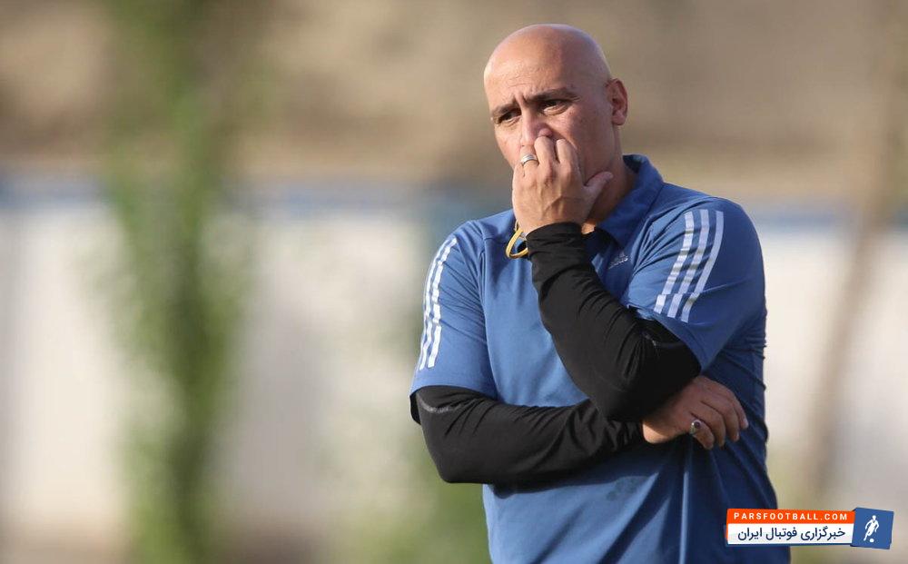 منصوریان در تمرینات استقلال دیده شد