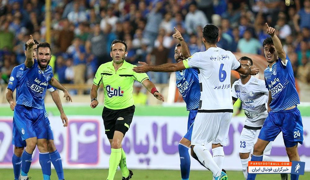 داریوش شجاعیان هافبک بازیساز استقلال تهران