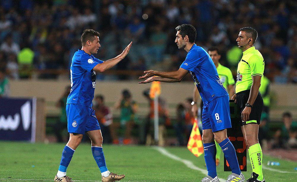 نیمکت پر ستاره استقلال و پرسپولیس