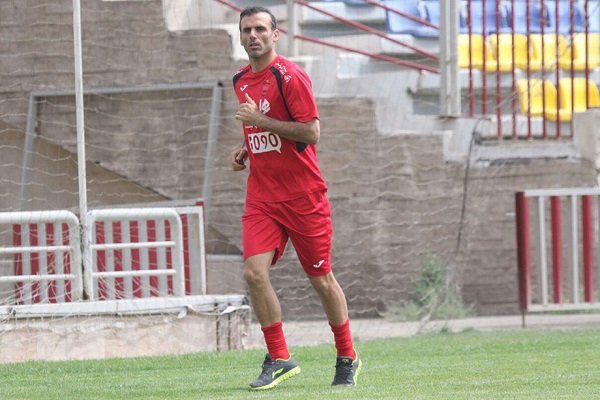 حسینی : تماشاگران پرسپولیس هوشیار باشند