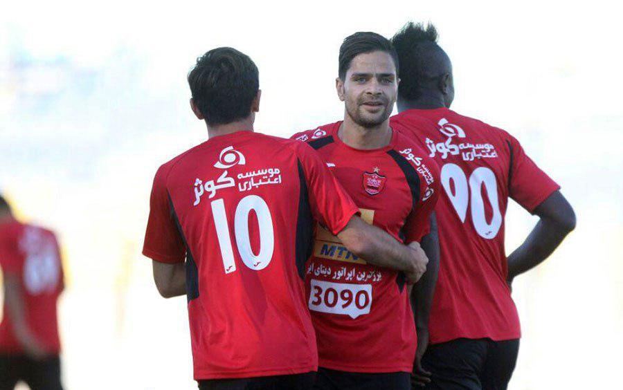 کمال کامیابی نیا هافبک تدافعی پرسپولیس