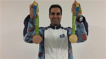 رضا مهماندوست