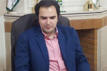 روزبه وثوق احمدی - روزبه وثوقاحمدی