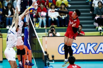 امر غفور پشت خط زن والیبال ایران