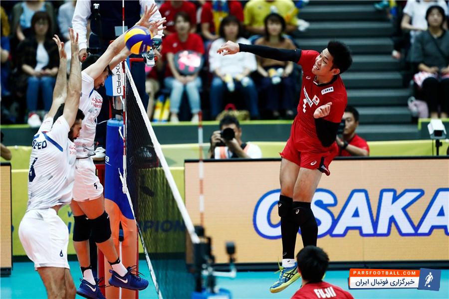 امر غفور پشت خط زن والیبال ایران