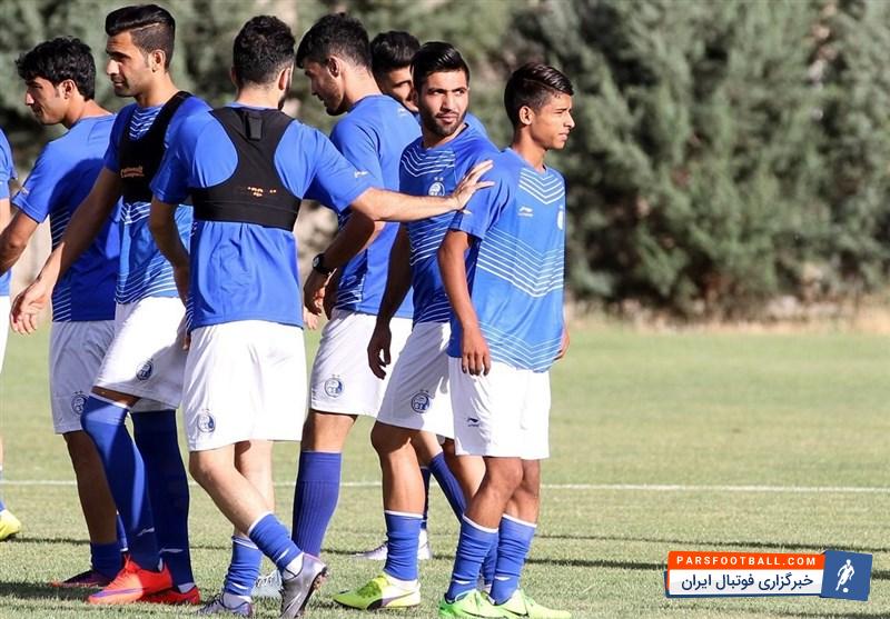 تمرین تیم فوتبال استقلال