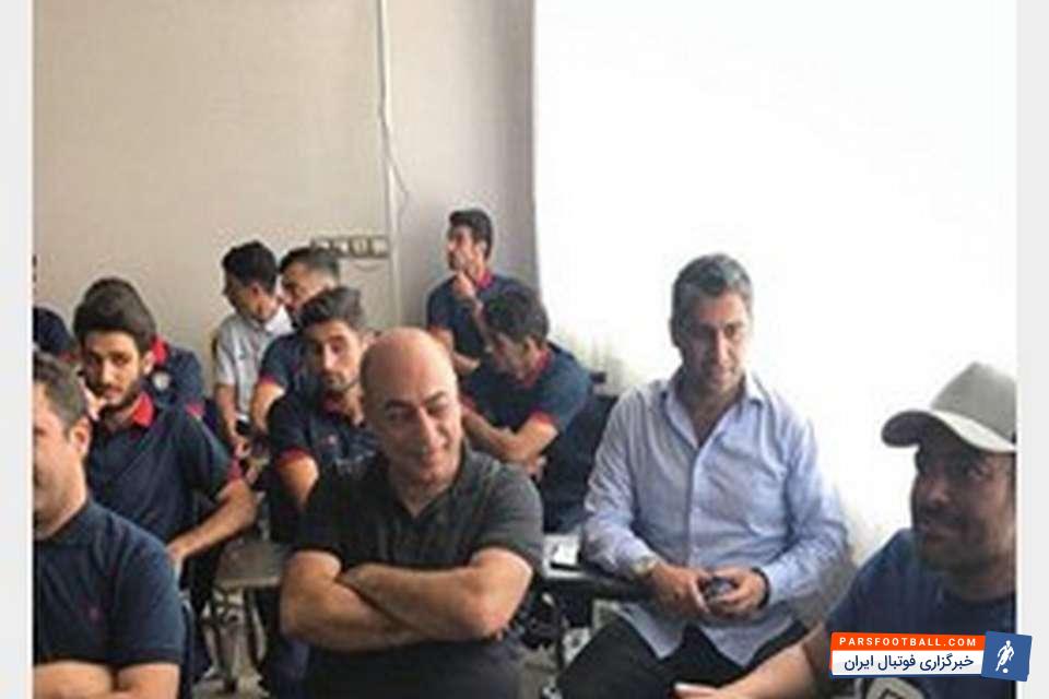 محمدرضا گلزار