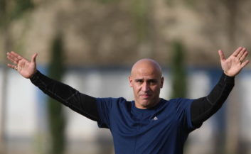 اوضاع پیچیده در استقلال