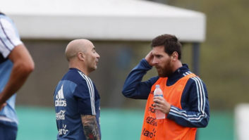 دیدار مسی و سمپائولی در بارسلونا