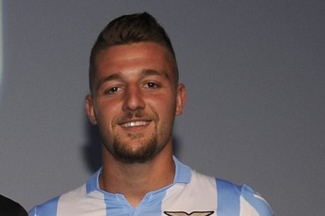 سیتی و یونایتد به دنبال جذب میلینکویچ