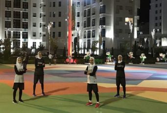 آزاده زمانپور