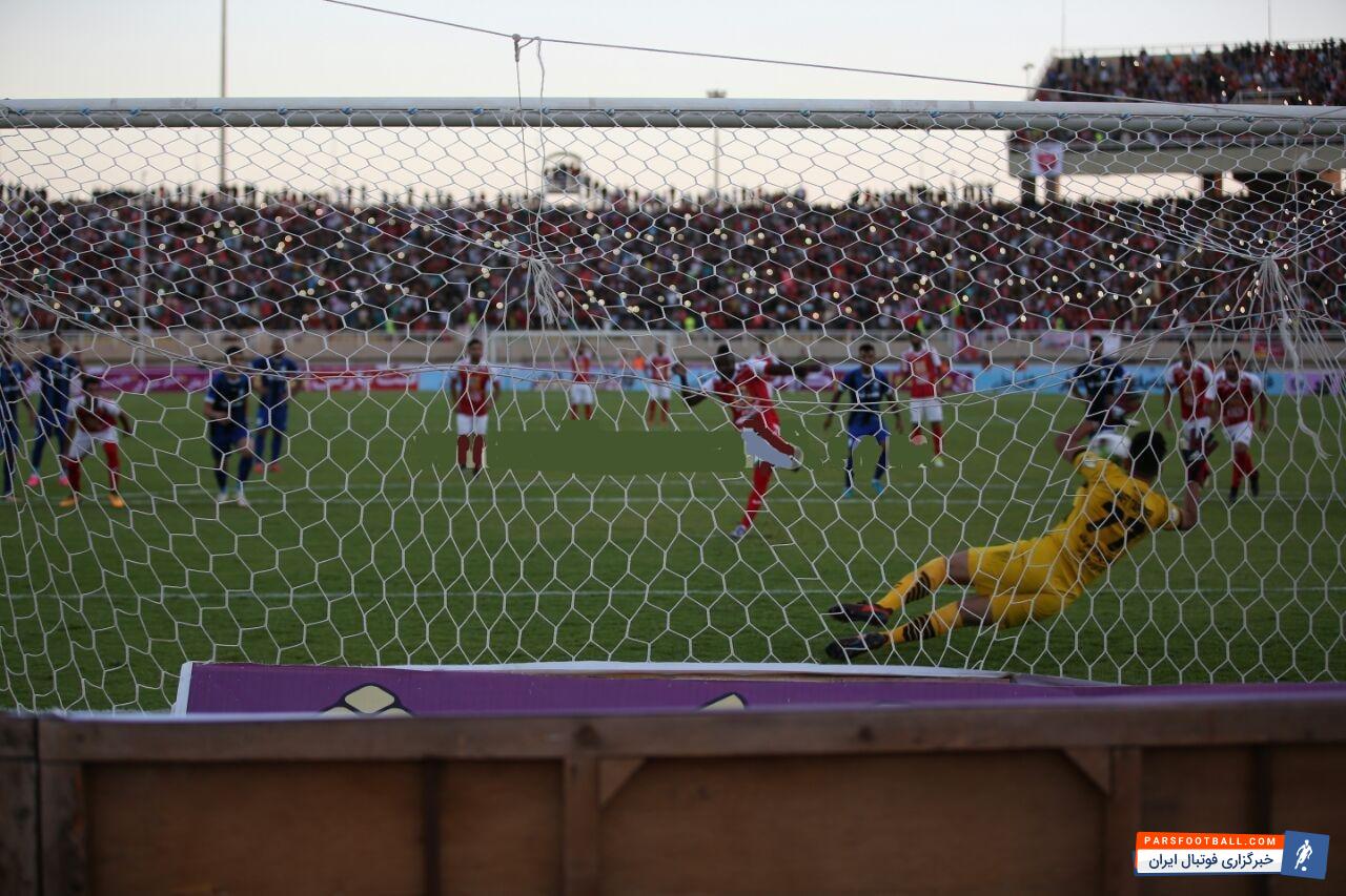 گودرز داوودی