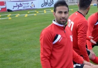 مصدومیت شدید امیر نصرآزادانی هافبک تیم فوتبال تراکتورسازی در دیدار برابر فجرسپاسی