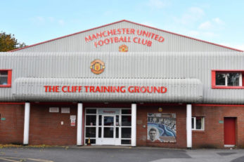 تشکر تیم فوتبال ناپولی از تیم منچستریونایتد به خاطر مهمان نوازی که انجام دادند