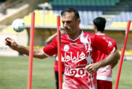 سید جلال حسینی مدافع تیم فوتبال پرسپولیس اولین پیروزی در دربی را جشن گرفت