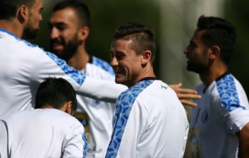 چپاروف هافبک تیم ملی ازبکستان - جپاروف - استقلال