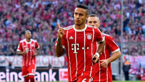 تیاگو : یوپ هاینکس یک مربی بسیار با تجربه است. او به شما نشان می دهد که فوتبال را می فهمد