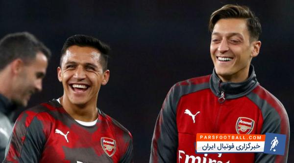 مرتساکر مدافع تیم آرسنال معتقد است که سانچز و اوزیل به اهداف آرسنال متعهد هستند