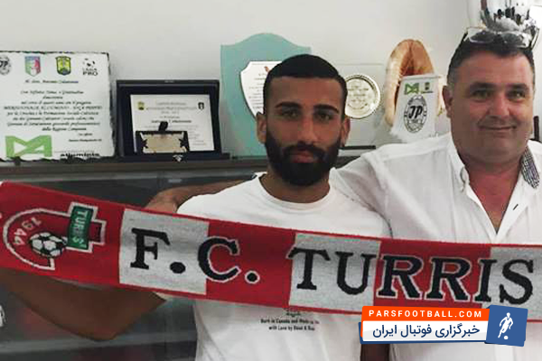 لیبرتی ، فوتبالیست ایتالیایی به دلیل ادرار کردن مقابل هواداران تیم رقیب با محرومیت روبرو شد