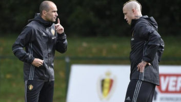 مارتینز : این اشتباه است که مربی به خاطر فشار بقیه، بازیکنی را به تیم اضافه کند