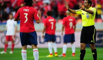 مظفری : پنالتی اعلام شده به سود الهلال عربستان از عجیب‌ترین تصمیم‌های لیگ قهرمانان آسیا بود