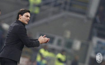 مونتلا سرمربی تیم فوتبال میلان از هواداران این تیم خواست که پشت تیم باشند