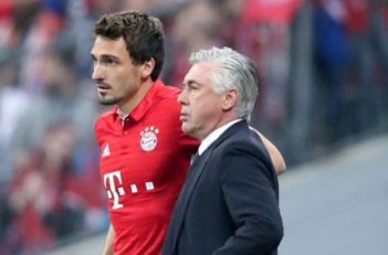 متس هوملس بازیکن بایرن مونیخ تاکید کرد در اخراج آنچلوتی عملکرد بازیکنان این تیم موثر بودند