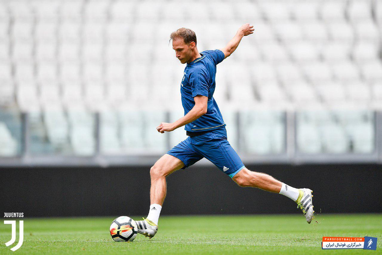 هوودس مدافع آلمانی تیم فوتبال یوونتوس بعد از اتمام مصدومیت به تمرینات این تیم بازگشت
