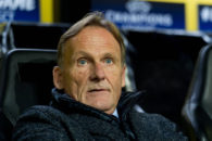 واتسکه در مصاحبه ای به حمایت از پیتر بوش سرمربی تیمش در برابر انتقادات پرداخت