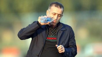 فراز کمالوند - صنعت نفت آبادان