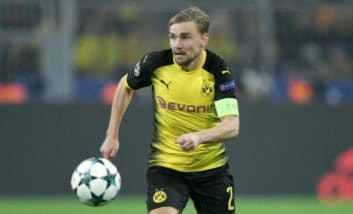 اشملزر : دورتموند در کل یک رهبر در تیمش ندارد که آنها را در بازی های بزرگ هدایت کند