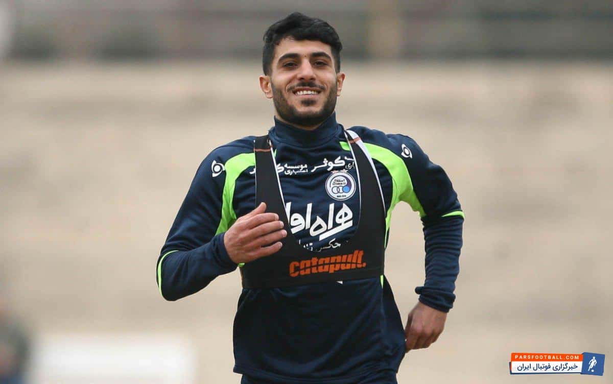 بهنام برزای بازیکن استقلال برای شروع نیم فصل لحظه شماری می کند