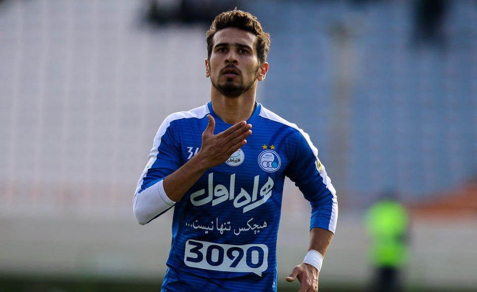 شفر از عملکرد شهباززاده راضی نیست و احتمالا این بازیکن در لیست مازاد شفر جای خواهد گرفت