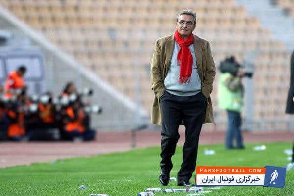 منتقدان تیم فوتبال پرسپولیس نتایج این تیم را به شانس و اقبال مرتبط دانسته اند