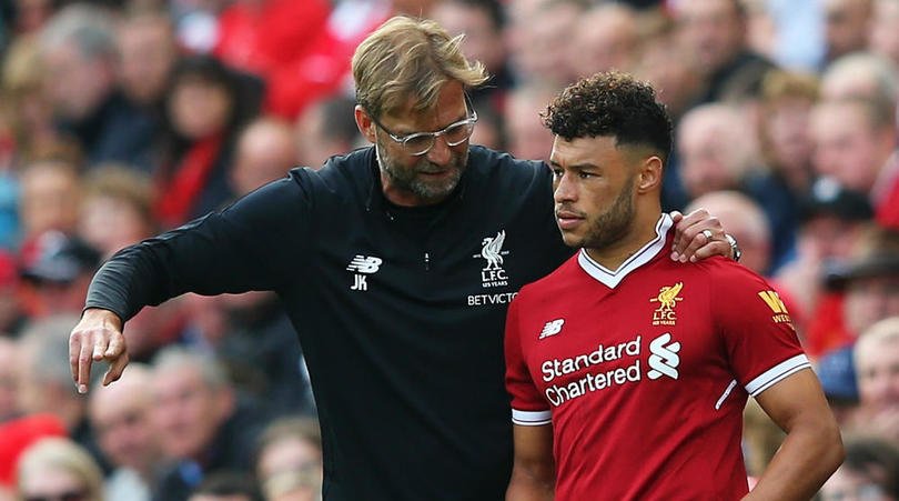 الکس اوکسلید چمبرلین بازیکن لیورپول