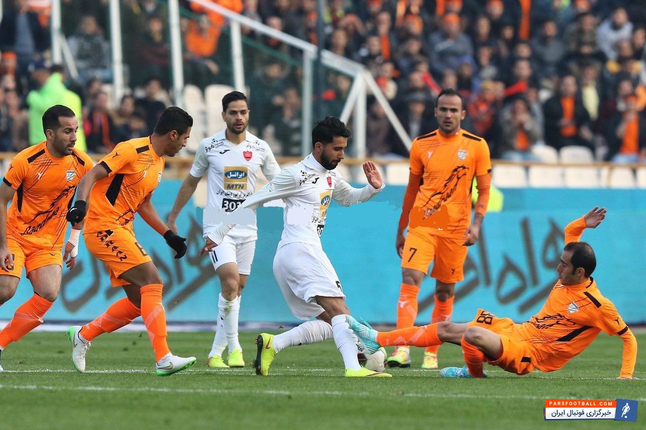 بشار رسن هافبک عراقی پرسپولیس _ آبشک