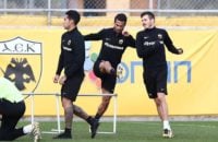 مسعود شجاعی بازیکن جدید تیم فوتبال آ اک اتن در تمرینات این تیم شرکت کرد