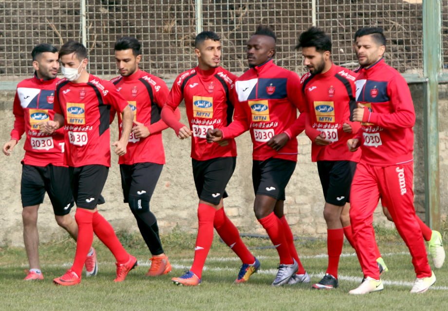 این روزها با هر کدام از بازیکنان پرسپولیس که صحبت می کردیم، جدا از فضای مصاحبه، حرف از جبران اشتباهات دیدار با صنعت نفت آبادان به...