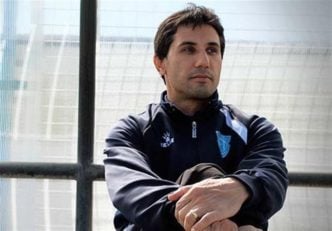 عباس آقایی سرمربی ماشین‌ سازی نسبت به اظهارات بازیکن خود واکنش نشان داد و گفت که اگر کسی کوچک‌ترین بی‌احترامی دیده باشد، حاضر است فوتبال را کنار بگذارد.