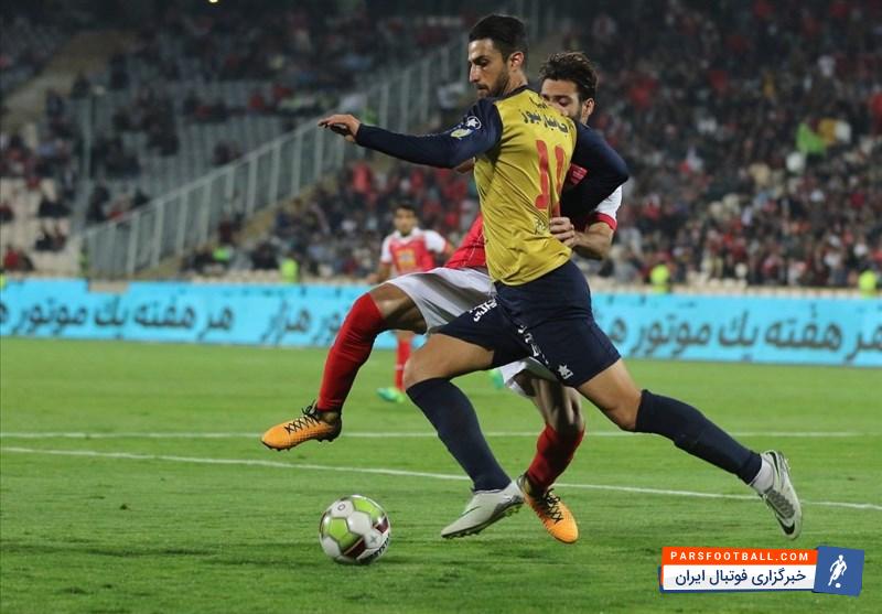 جلسه اخیر مالک باشگاه نفت تهران با بازیکنان این تیم باز هم قربانی داد. پیش از این امیرحسین فشنگچی در جلسه بازیکنان با مالک باشگاه از سوی حمدیرضا جهانیان...