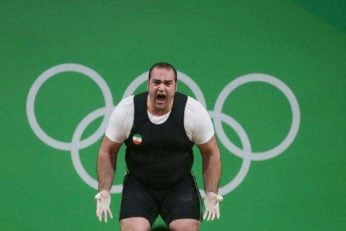 پس از رای عجیب هیئت ژوری درباره وزنههای بهداد سلیمی، در حالی که کارشناسان بر این عقیده هستند که باز هم حق بهداد سلیمی خورده شد...