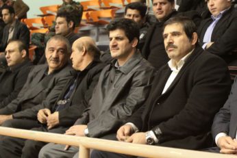 مسابقه کشتی بین رسول خادم