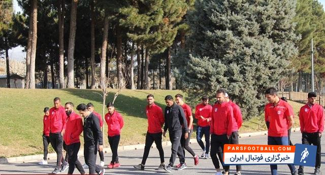 تیم تراکتورسازی زیر نظر مظاهر رحیمپور مربی بدنساز خود عرقگیری کرد