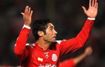 فراز فاطمی - استقلال