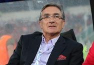 پرسپولیس برابر سپیدرود برنده شد زیرا بر روی نیمکت مردی را داشت که بسیار صبور است