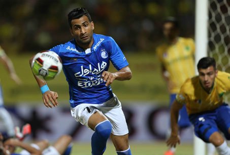 بیت سعید که قرار بود امسال یکی از ستارههای استقلال باشد، به یک نیمکت نشین تبدیل شده است