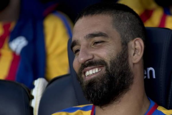 بشیکتاش ترکیه که پیشتر به جذب توران علاقه نشان داده بود، فاصلهای با جذب این بازیکن ندارد