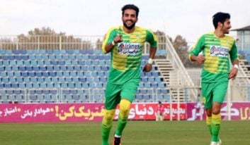 حامد پاکدل بازیکن ماشین سازی با عادل باباپور، در منطقه ائل گلی درگیری فیزیکی پیدا کرد