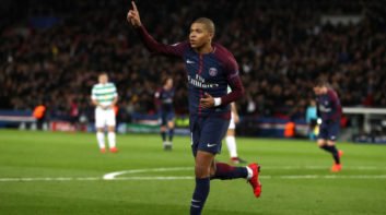 دسایی : ام باپه علیرغم اینکه بسیار جوان است، اما به همه ثابت کرده که چه بازیکن متفاوتی است